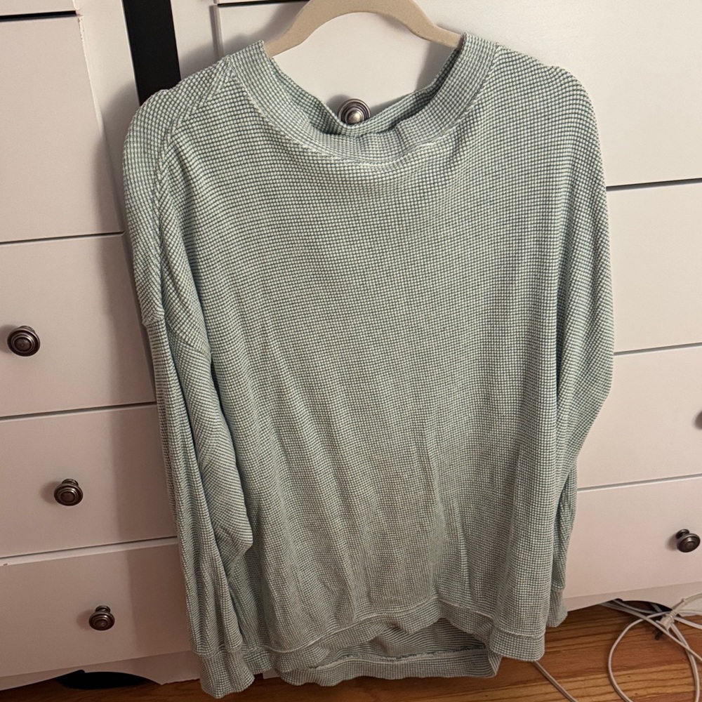 Aerie Green and White Sweatshirt
